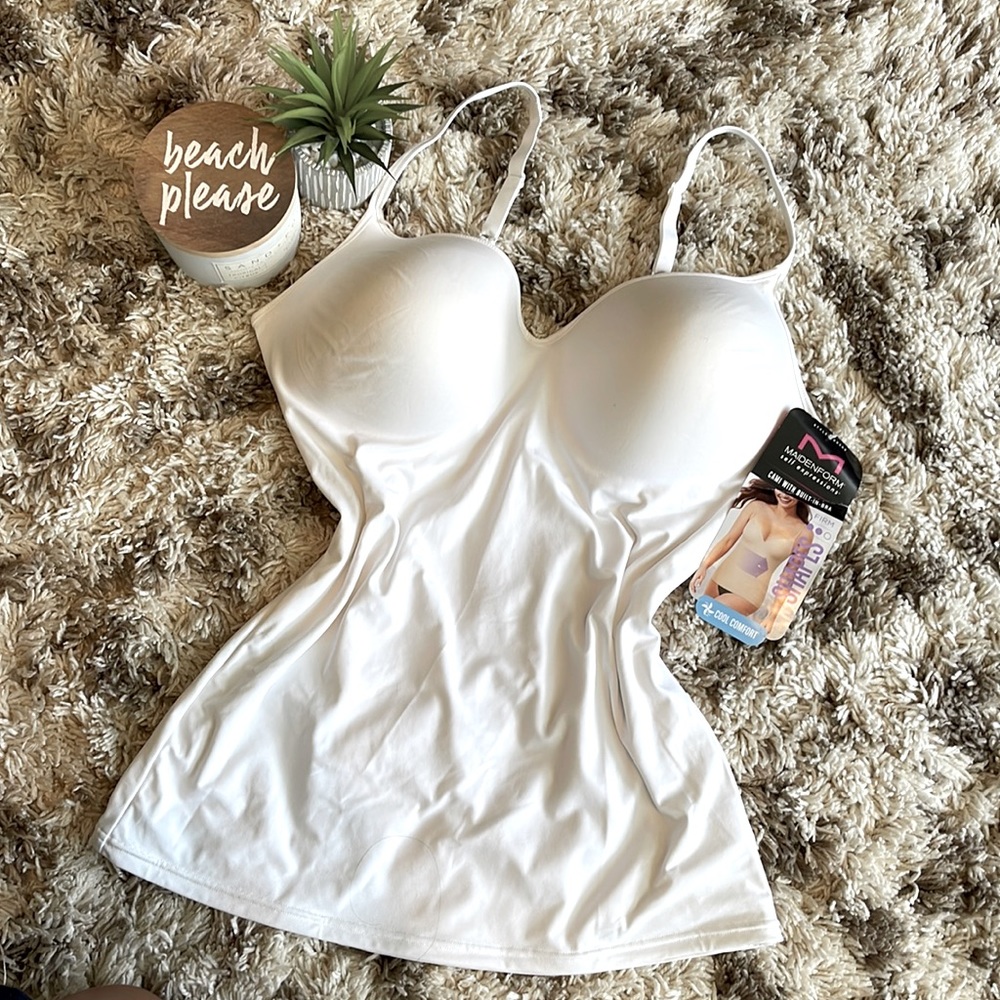 Brand new 🌺 women shapes size 2XL